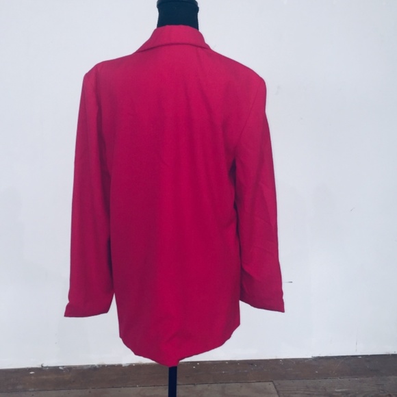 Barbie pink loose fitting medium length blazer - Picture 7 of 8